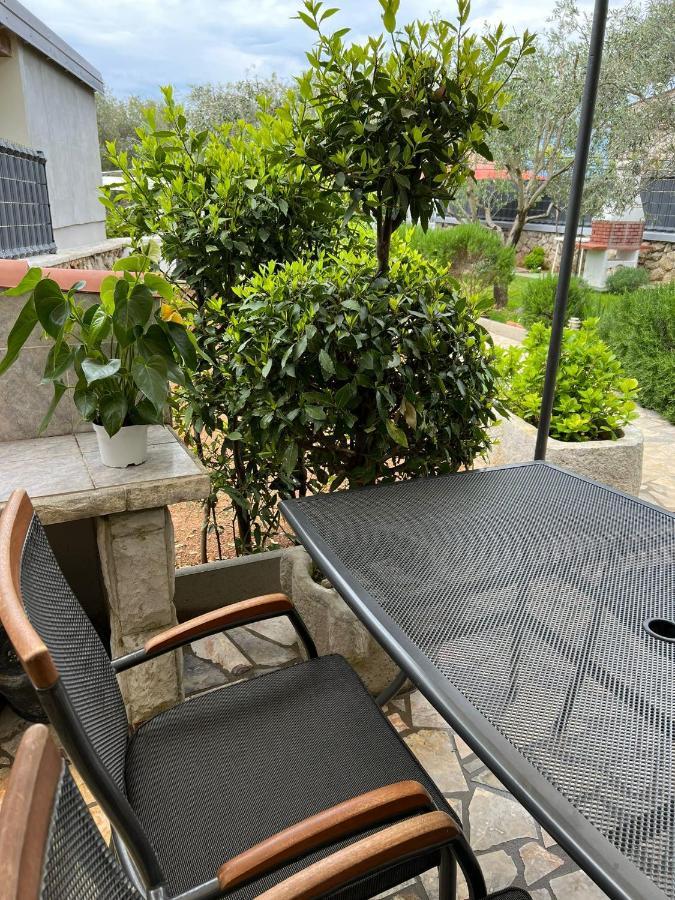Apartments Bernarda Skrbčići Buitenkant foto
